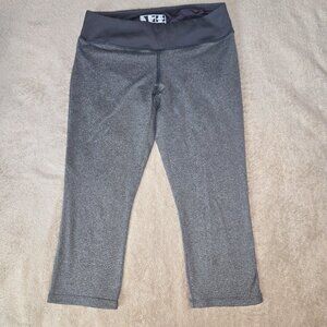 New Balance Leggings Womens Small Gray Mid Rise Crop